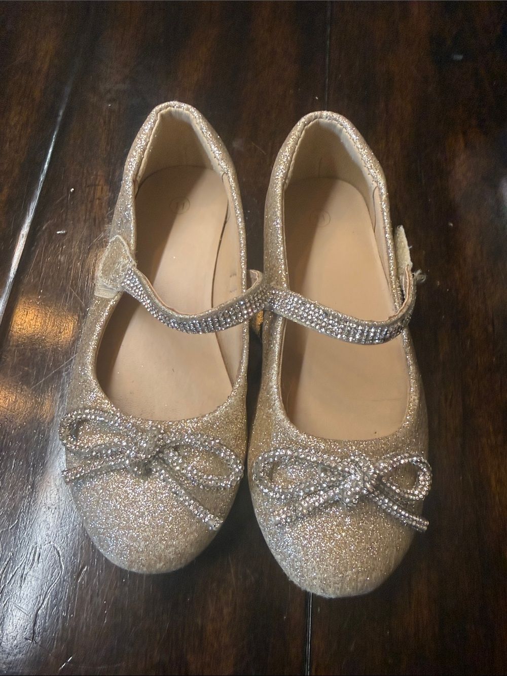 Girls' Glitter Bow Mary Jane Dress Shoes - Gold